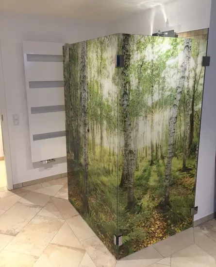 ebenerdige Dusche mit indiviuellem HD Motiv nach eigener Wahl